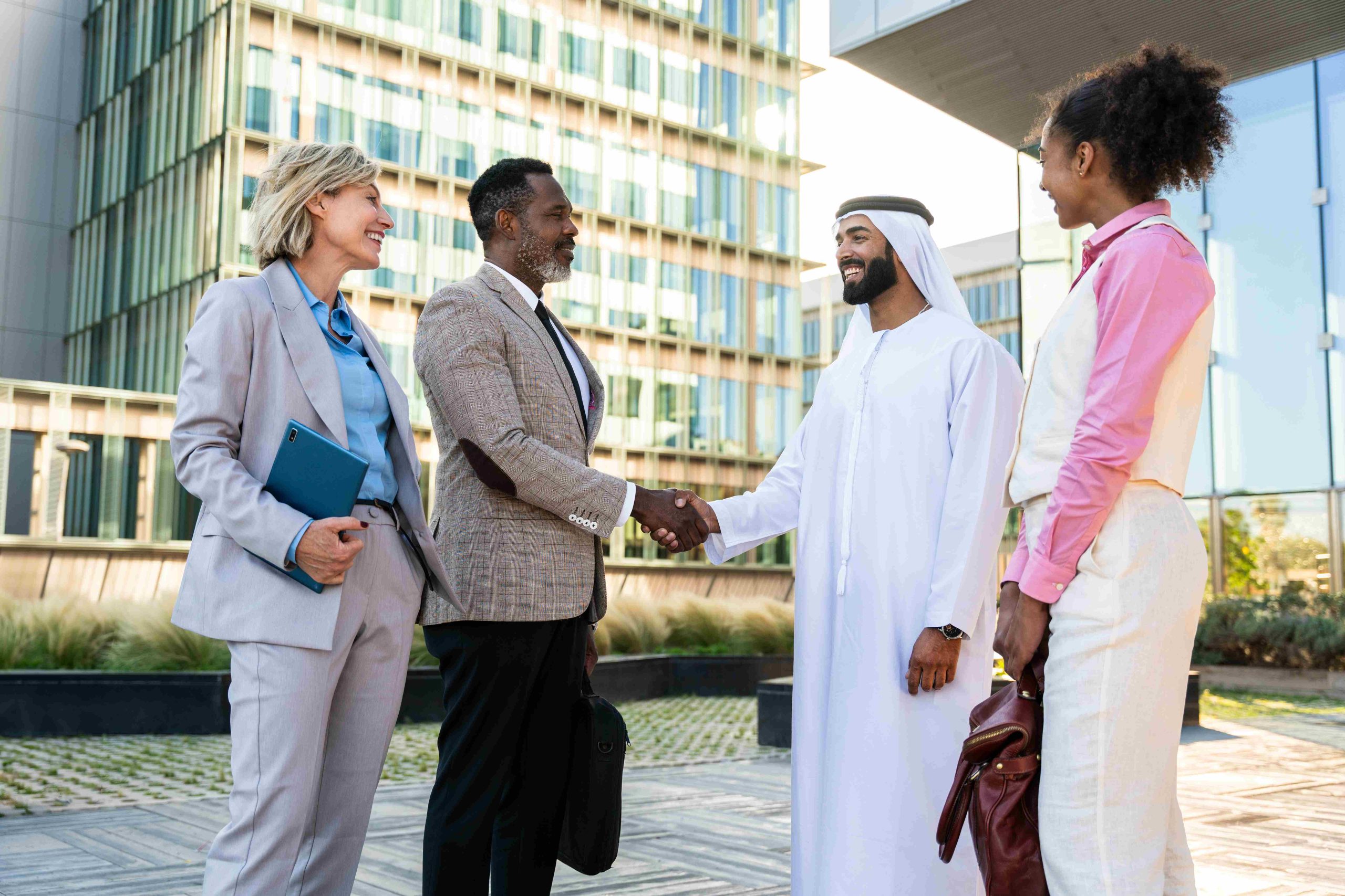 Navigating Legal Challenges with Experienced Lawyers in Dubai